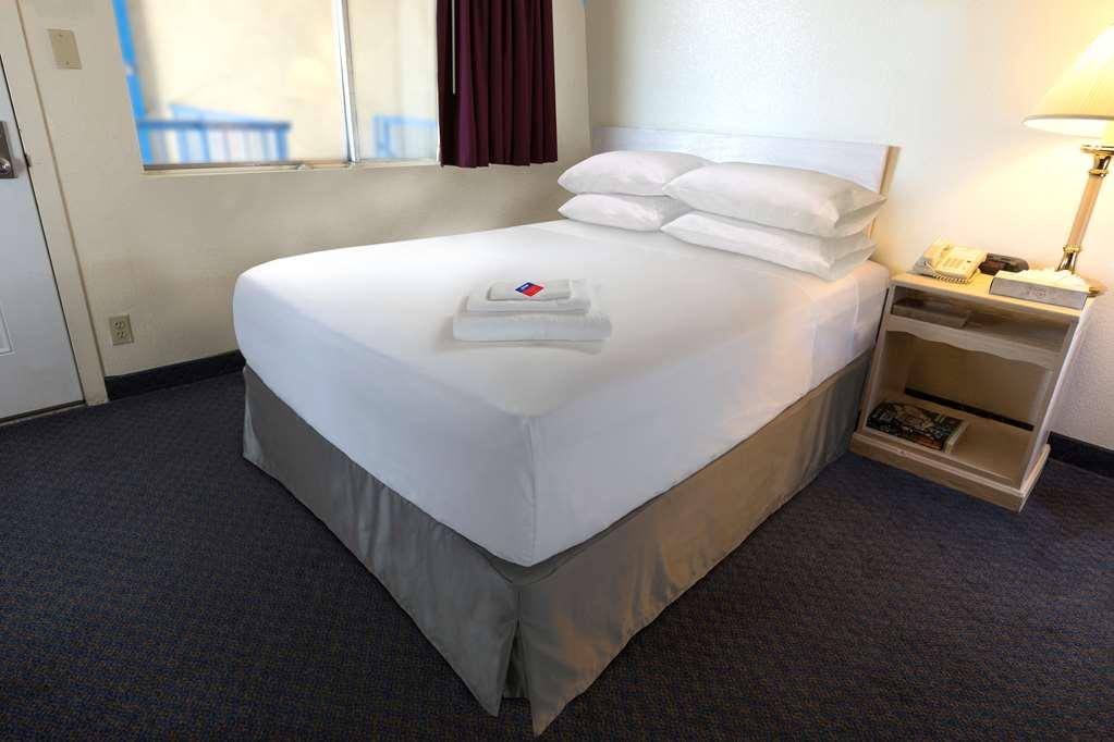 America'S Best Value Inn & Suites-Helena Habitación foto